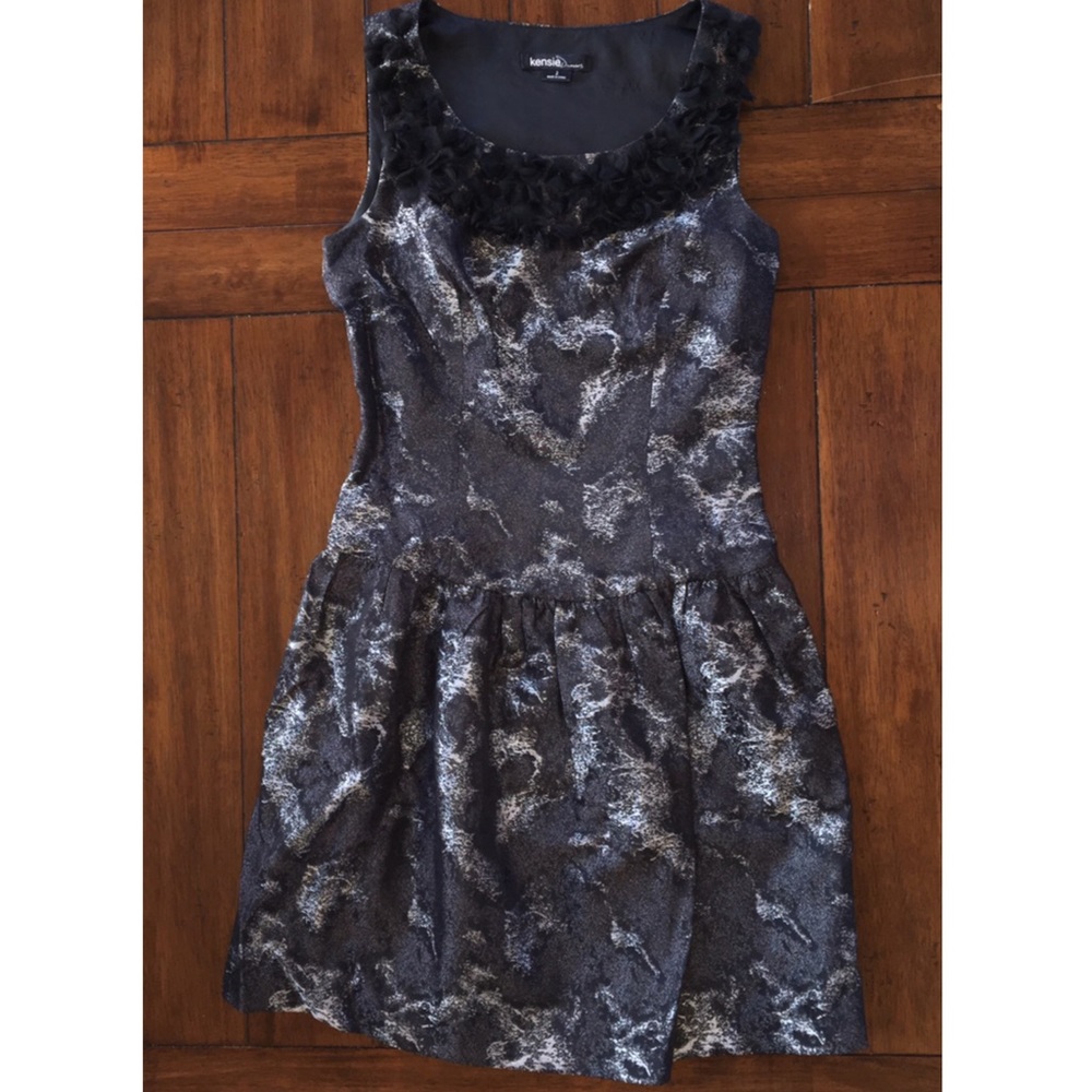 Kensie Metallic Dress | 2 | NWOT